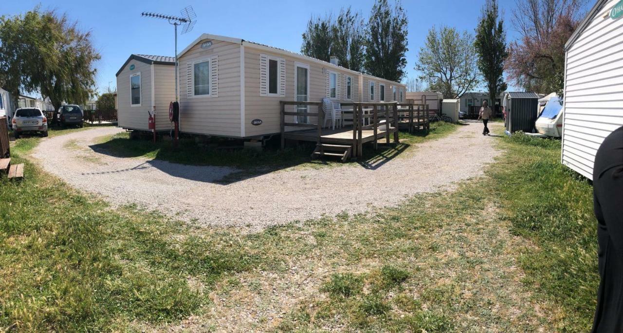 Camping Horizon Bar 프롱티냥 외부 사진