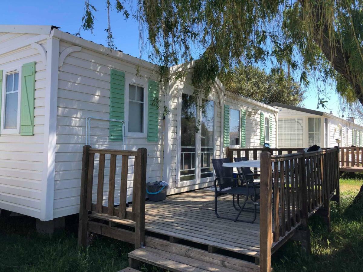 Camping Horizon Bar 프롱티냥 외부 사진