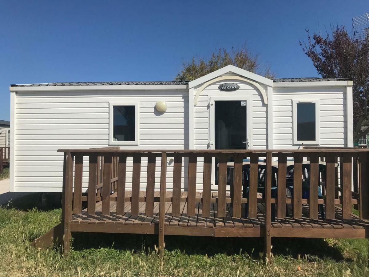 Camping Horizon Bar 프롱티냥 외부 사진